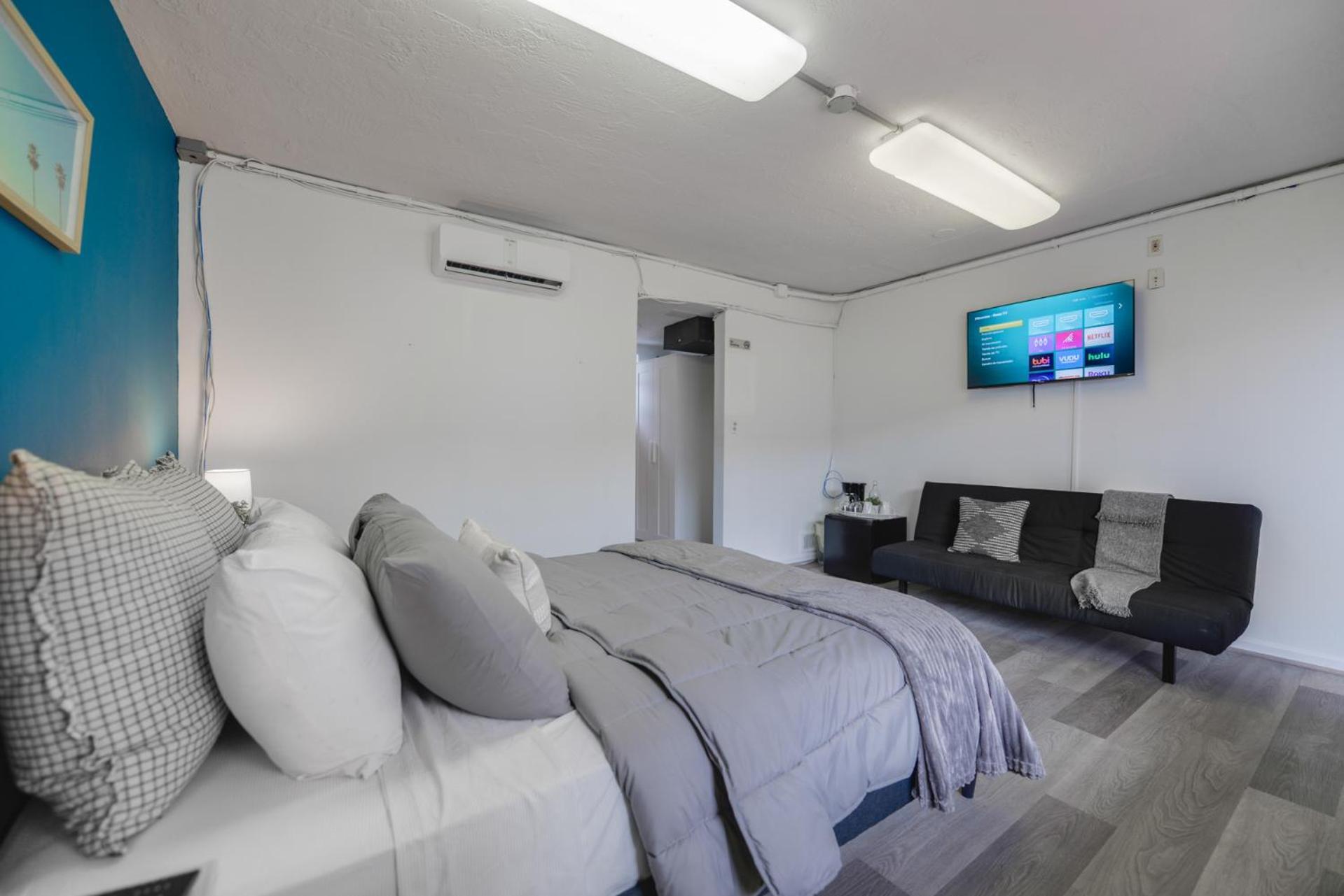 The Mariner Suites #22 - Beachfront Studio Hollywood Exteriör bild